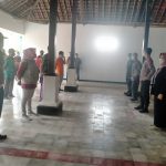 Sinergitas TNI – POLRI Dengan Desa Tulungrejo Dalam Menhadapi Penyebaran Virus Corona
