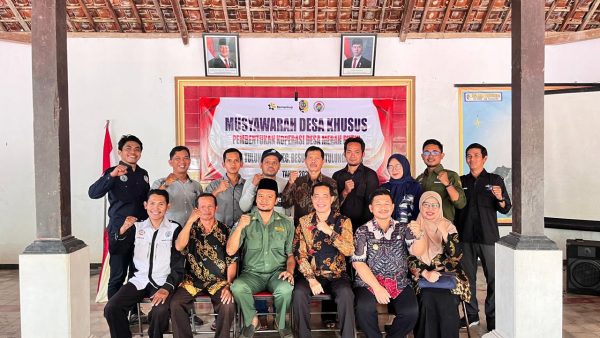 MUSYAWARAH DESA KHUSUS PEMBENTUKAN KOPERASI DESA MERAH PUTIH DESA TULUNGREJO TAHUN 2025